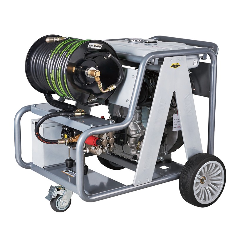 Draggini per tubi diesel da 36 CV